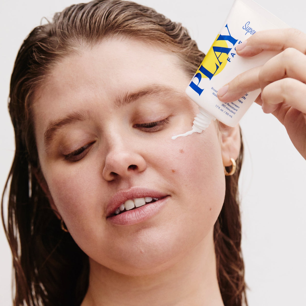 sun-101/face-sunscreen-vs-spf-moisturizer